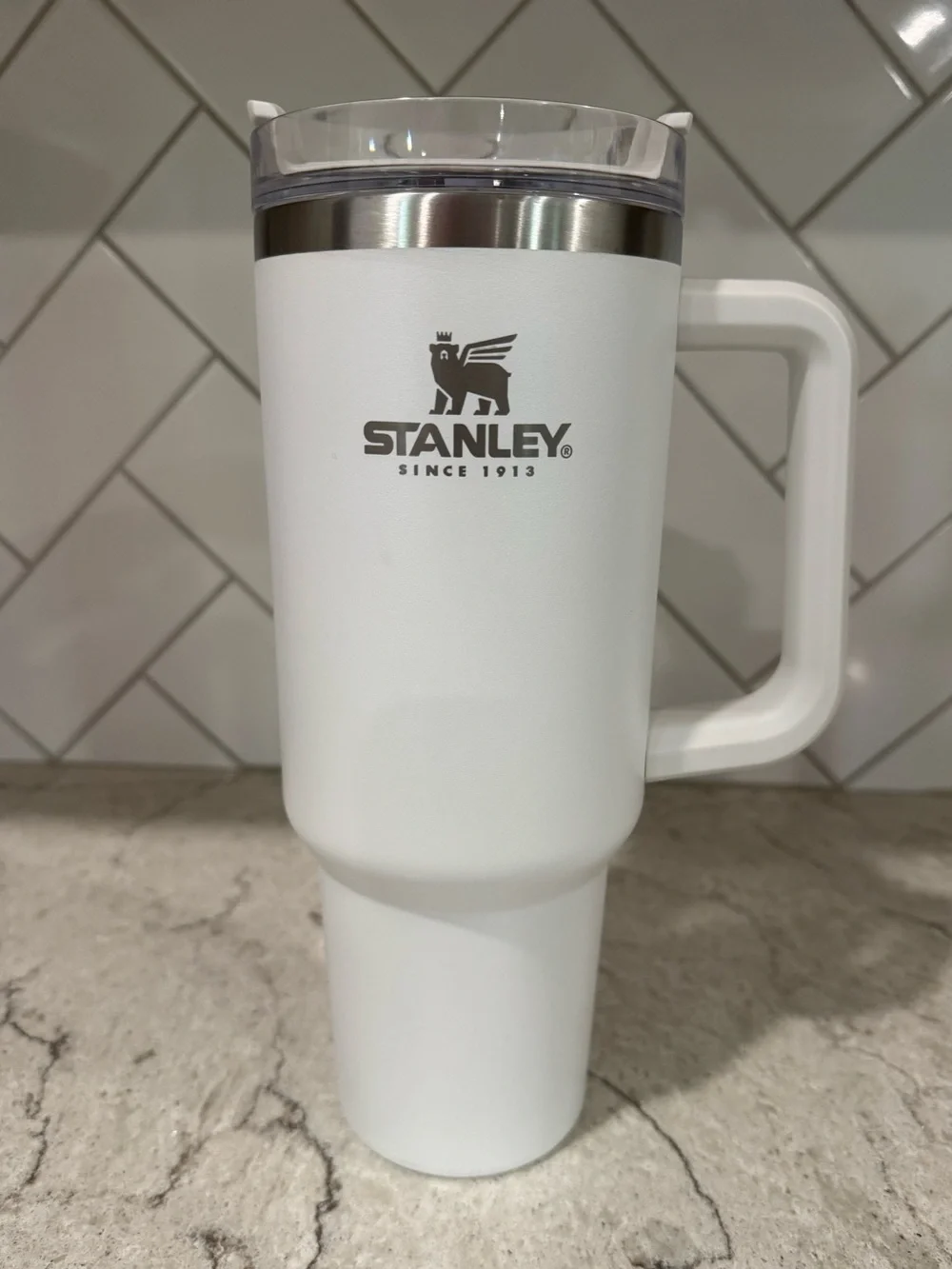 Stanley White Travel Mug with Handle - Large Insulated Tumbler 40oz. NO STRAW - Picture 1 of 1